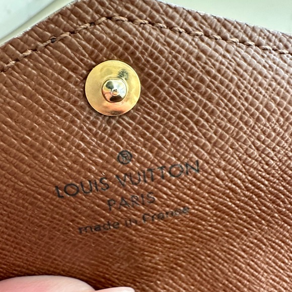 Louis Vuitton Sarah Wallet on chain - Picture 3 of 4